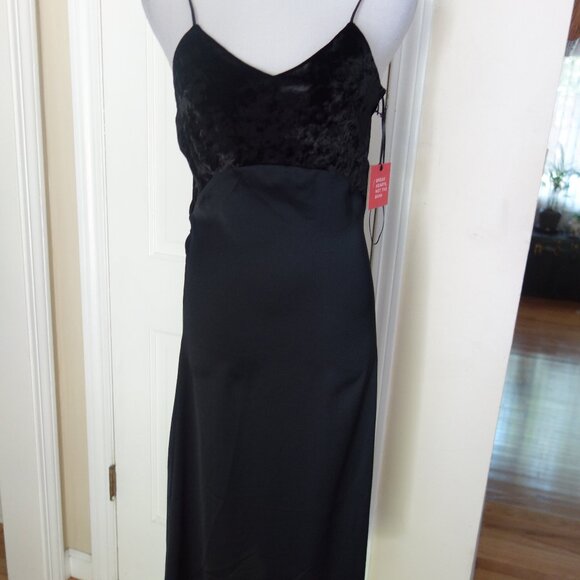 NWT $58 K / LAB Black Evening Shoulder Ties Mixed Velvet Slip Dress – Small - Picture 1 of 10